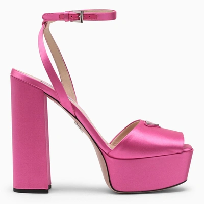 Prada Logo Plaque Chunky Heeled Sandals In Pink