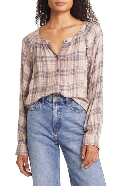 Beachlunchlounge Plaid Crinkle Texture Blouse In Mountain Road