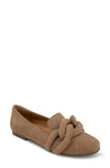 Gentle Souls By Kenneth Cole Eugene Chain Loafer In Mushroom