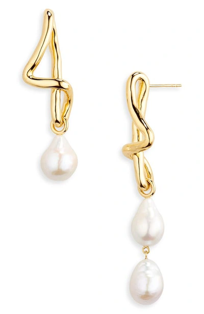 Missoma Molten Baroque Pearl Mismatch Drop Earrings 18ct Gold Plated/pearl