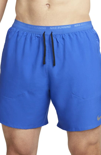Nike Men's Stride Dri-fit 7" Brief-lined Running Shorts In Blue