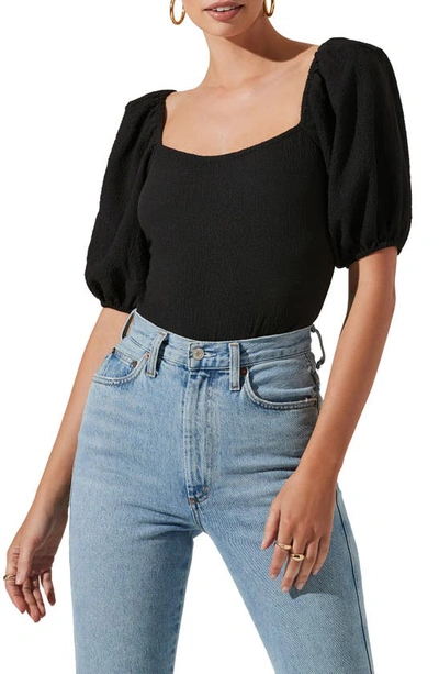 Astr Puff Sleeve Textured Bodysuit In Black