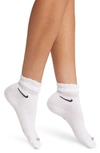 Nike Everyday Training Ankle Socks In White