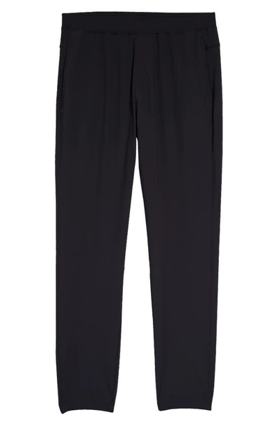 Rhone Versatility Joggers In Nero Black