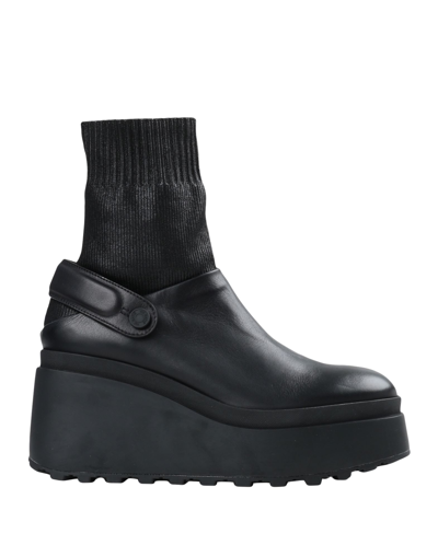 Vic Matie Ankle Boots In Black