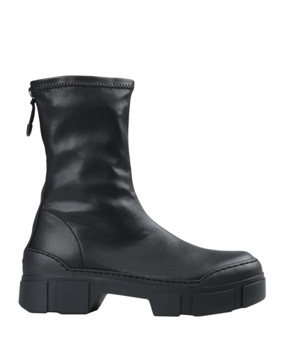 Vic Matie Ankle Boots In Black