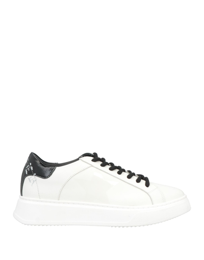 Nira Rubens Sneakers In White