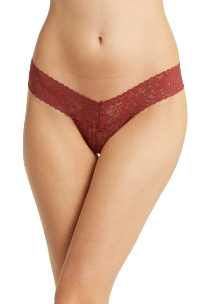 Hanky Panky Daily Lace™ Petite Low Rise Thong In Multicolor