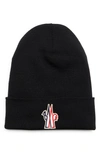 MONCLER MONCLER GRENOBLE LOGO PATCH RIBBED VIRGIN WOOL BEANIE