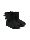 Ugg Suede Ankle Boots In 黑色