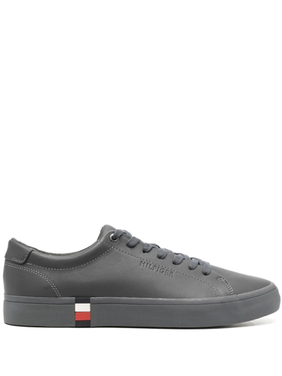 Tommy Hilfiger Modern Vulc Corporate Sneakers In Grey