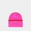 Jacquemus Le Bonnet Brand-embroidered Stretch-woven Beanie In Pink