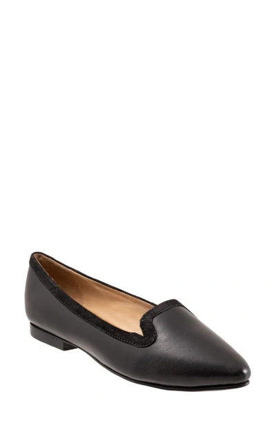 Trotters Hannah Pointed Toe Flat In Black