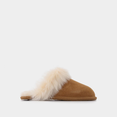 Ugg Scuff Sis Aus Shearling In Brown