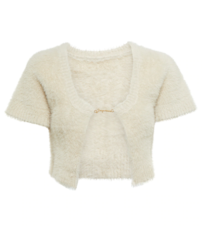 Jacquemus La Maille Neve Cropped Brushed Knitted Cardigan In Ivory