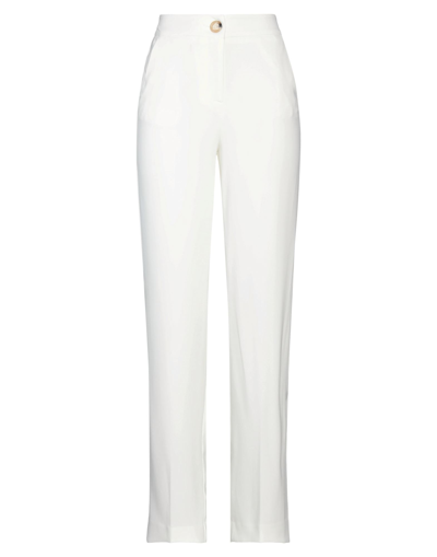 Soallure Pants In White