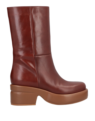 Alysi Ankle Boots In Brown
