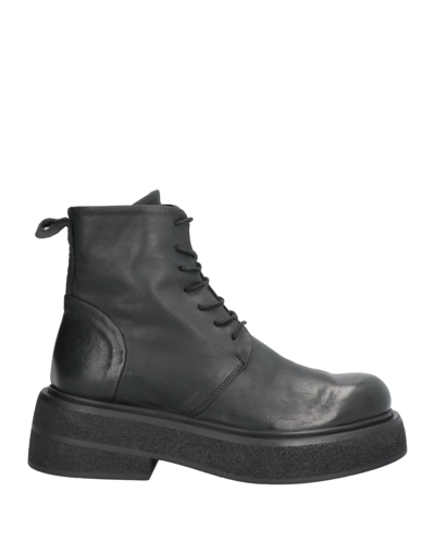 1725.a Ankle Boots In Black