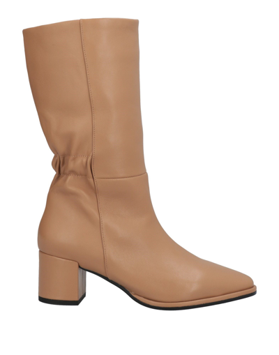 Lola Cruz Ankle Boots In Beige