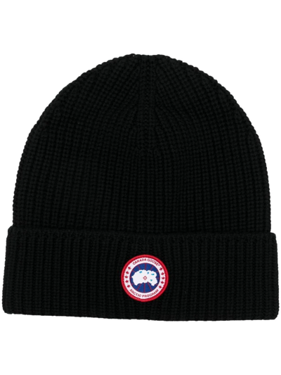 Canada Goose Arctic Disc Ribbed-knit Beanie In Black