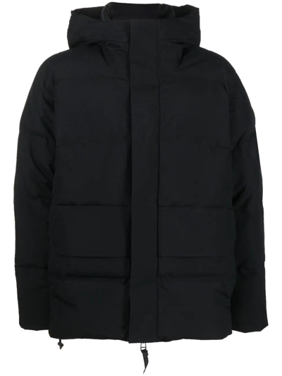 Norse Projects Gore-tex Mountain Hooded Down Parka In Schwarz