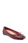 Trotters Gillian Flat In Dark Red