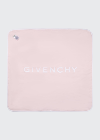 Givenchy Allover 4g Print Baby Blanket - Reversible To  Logo In Pink