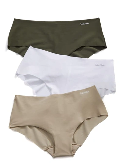 Calvin Klein Women's Invisibles 3-pack Hipster Underwear Qd3559 In White/winter Linen/money Tree