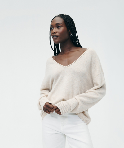 Naadam Lightweight Cashmere V-neck Sweater In Oatmeal