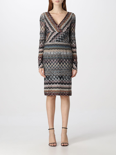 Missoni Zigzag-pattern Long Sleeved Dress In Beige