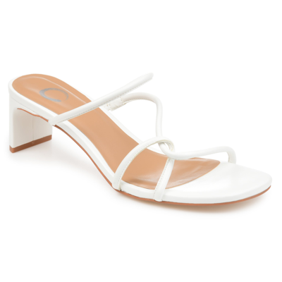 Journee Collection Collection Women's Rianne Pump In White