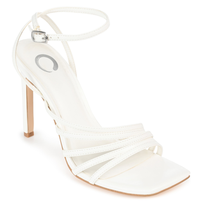 Journee Collection Collection Women's Tru Comfort Foam Louella Pump In White