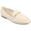 Shop Journee Collection Collection Women's Tru Comfort Foam Wrenn Flat In White