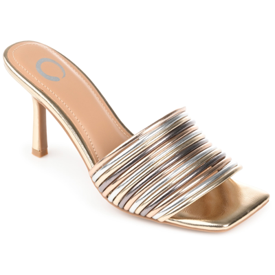 Journee Collection Collection Women's Tru Comfort Foam Calliope Pump In Gold