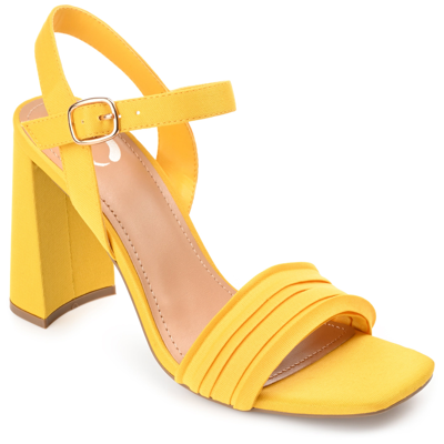 Journee Collection Women's Tru Comfort Foam Skiler Pump In Yellow