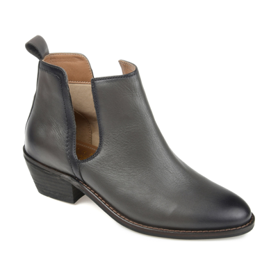 Journee Signature Signature Women's Tru Comfort Foam Genuine Leather Brigitte Bootie In Grey