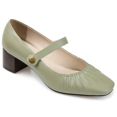 Journee Signature Signature Women's Genuine Leather Tru Comfort Foam Ellsy Pump In Green