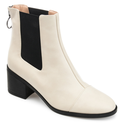 Journee Collection Collection Women's Tru Comfort Foam Nigella Bootie In White