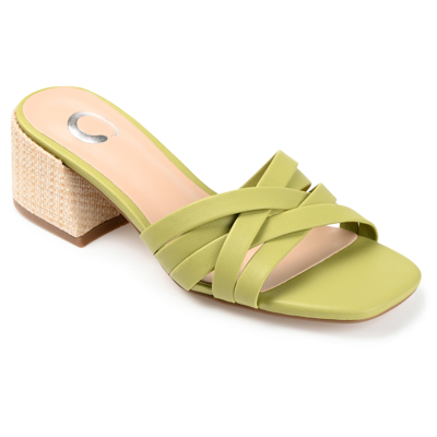 Journee Collection Moree Pump In Green