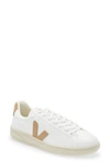 Veja Urca Sneaker In White