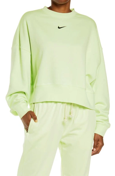 Nike Sportswear Essential Oversize Sweatshirt In Lime Ice/ Black