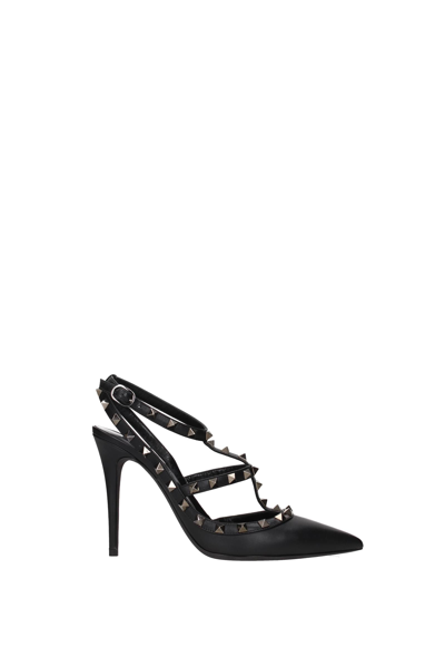 Valentino Garavani So Noir 100 Studded Leather Courts In Black/comb