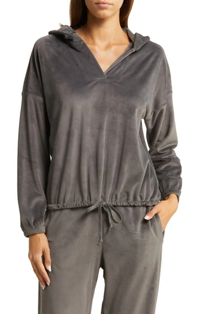 Barefoot Dreams Drop-shoulder Drawstring Hoodie In Grey