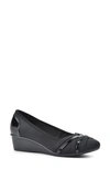 Cliffs By White Mountain Bowie Wedge Pump In Black/ Nylon