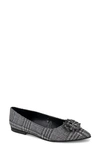 Kenneth Cole New York Gaya Starburst Pointed Toe Flat In Black/ Silver