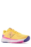 NEW BALANCE EVOZ RUNNING SHOE