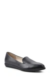 Cliffs By White Mountain Mint Pointed Toe Loafer In Black/ Smooth