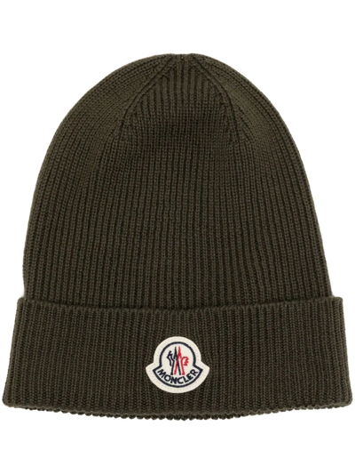Moncler Dark Green Logo-patch Ribbed Beanie In Multicolor