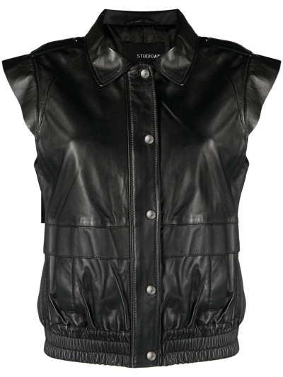 Arma Sleeveless Leather Jacket In Black