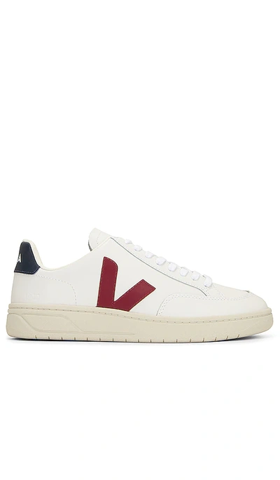 Veja V-12 Sneakres In White